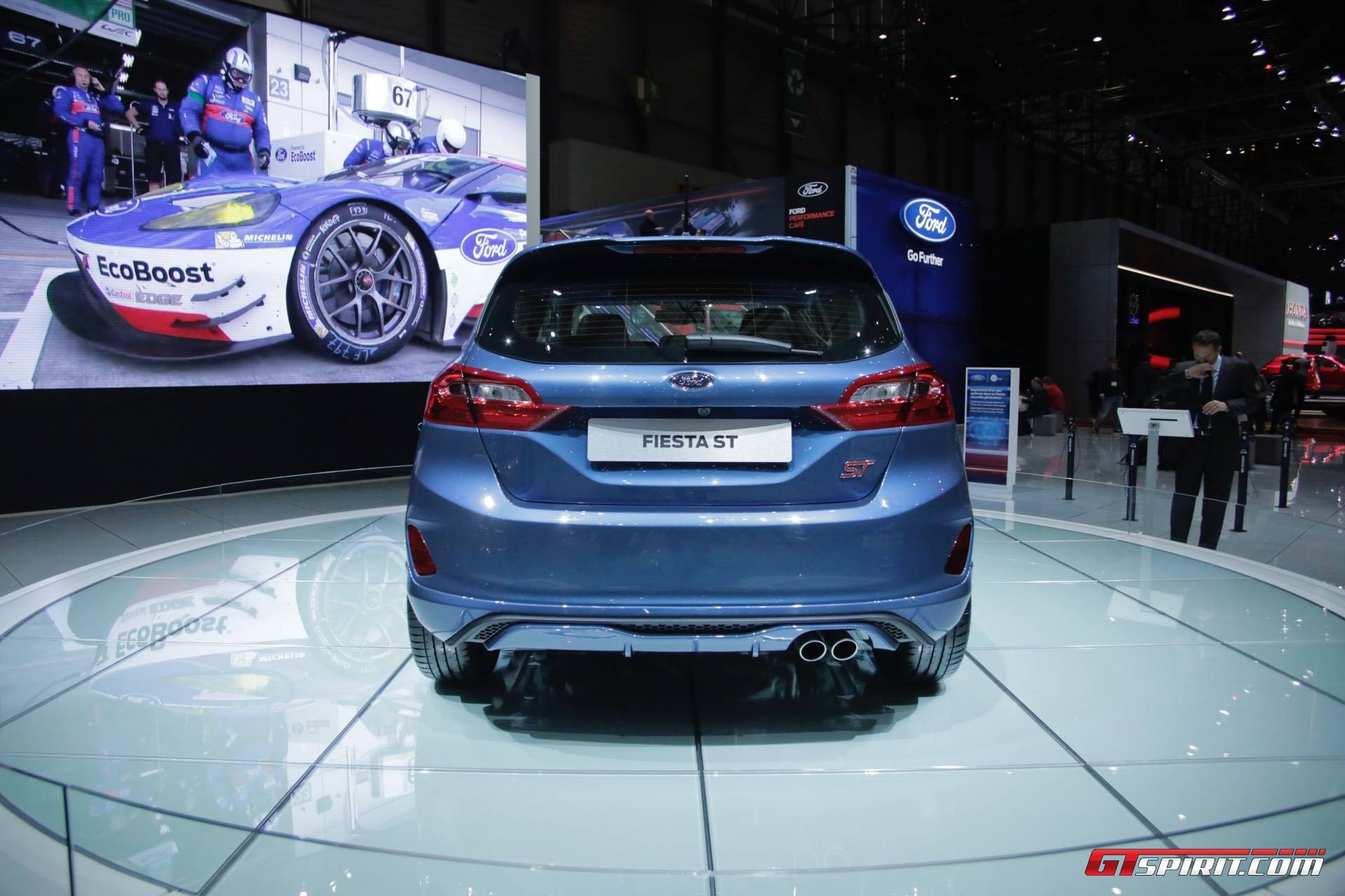 Ford Fiesta ST 2017 ra mắt ảnh 4 Ford Fiesta ST 2017 ra mat anh 4