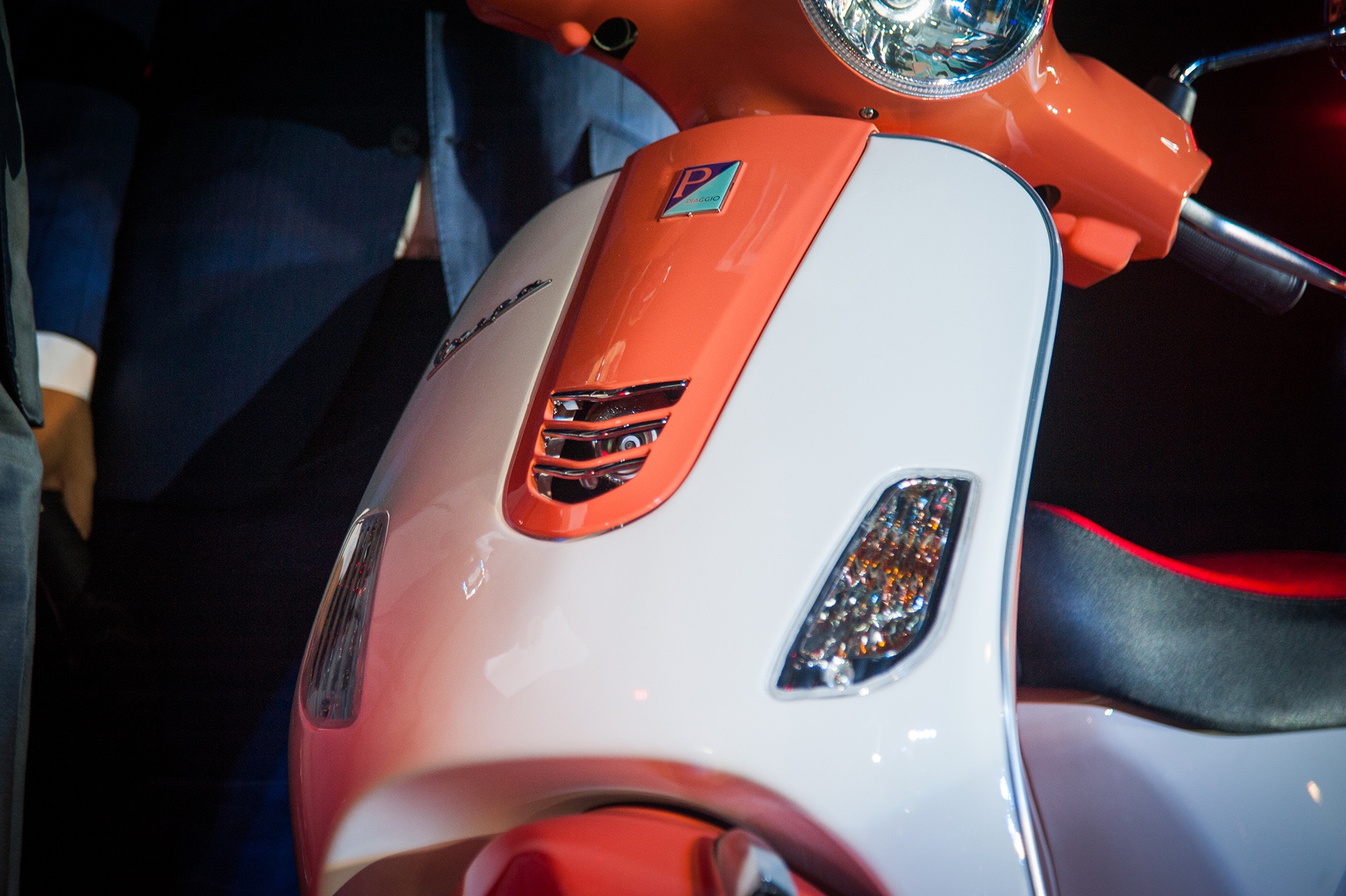 Vespa LX 2017 ra mắt tại Việt Nam ảnh 2 Vespa LX 2017 ra mat tai Viet Nam anh 2
