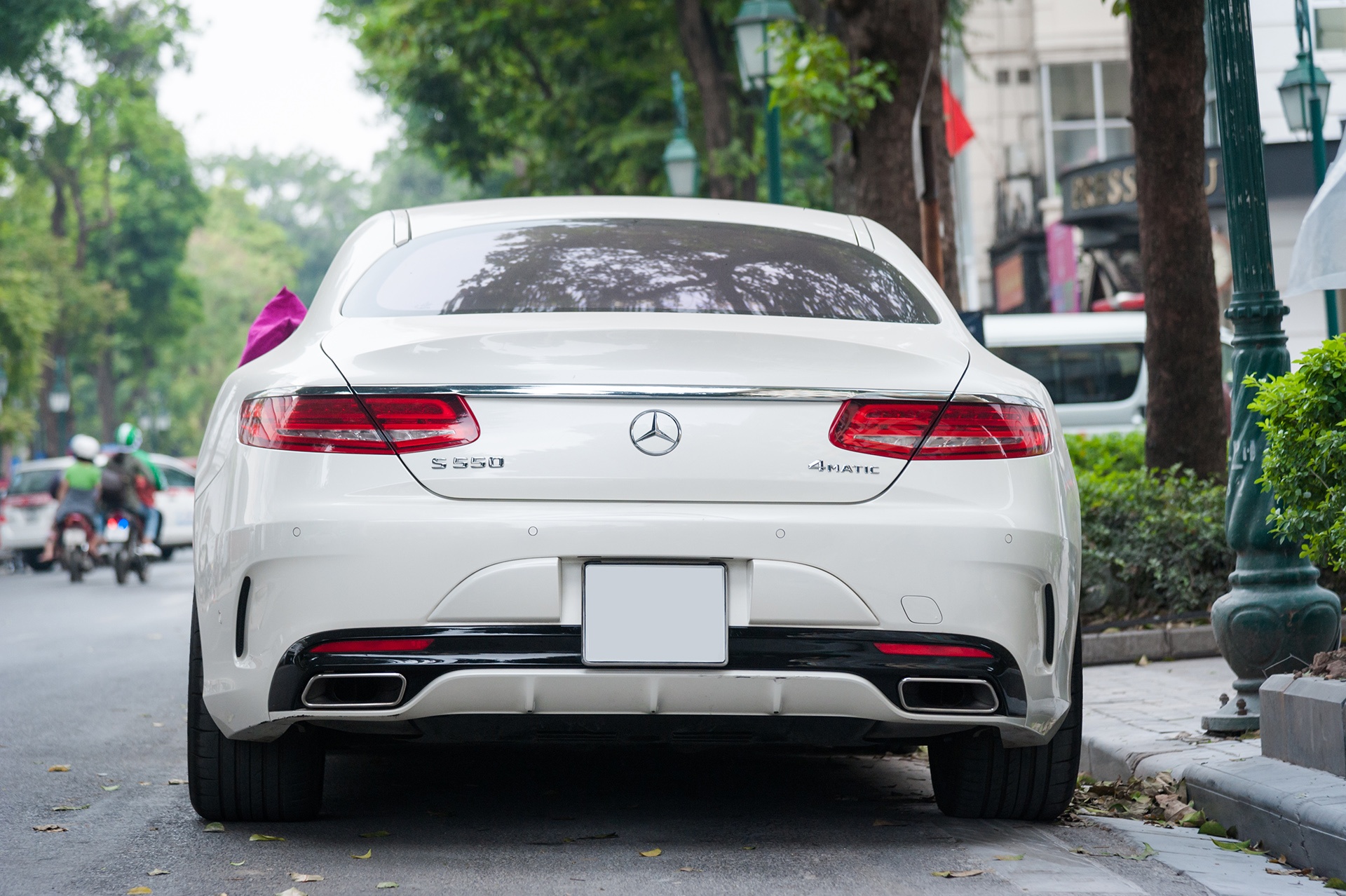 Mercedes-Benz S550 Coupe đầu tiên tại Việt Nam ảnh 5 Mercedes-Benz S550 Coupe dau tien tai Viet Nam anh 5