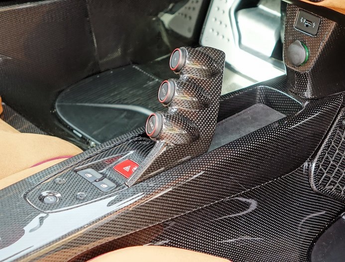 Ferrari LaFerrari cu gia trieu do anh 6