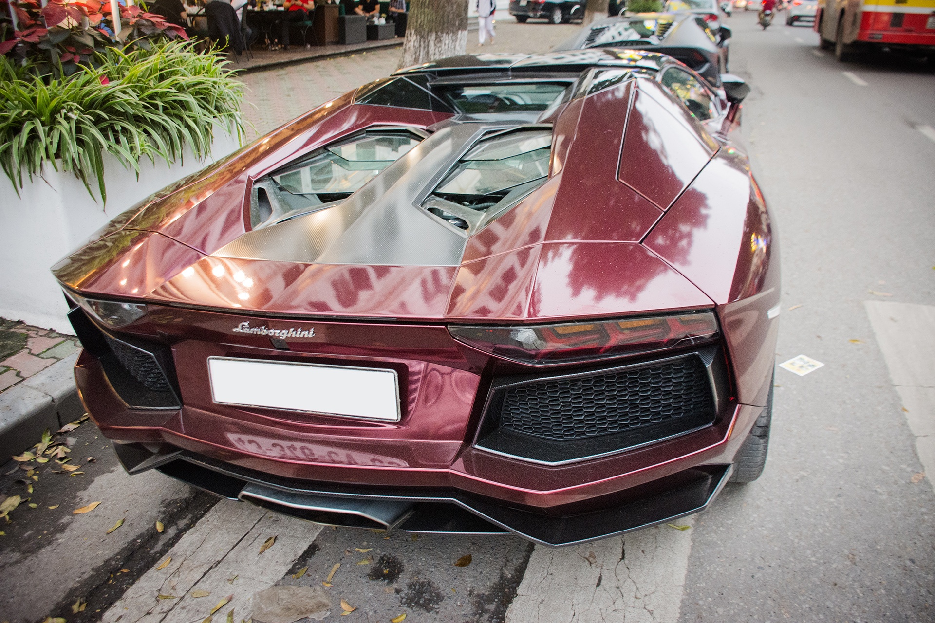 Lamborghini Aventador Roadster mau doc anh 4