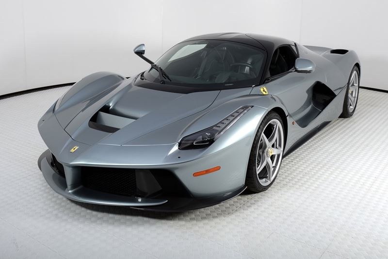 Sieu xe Ferrari LaFerrari cu mau bac rao gia 4 trieu USD hinh anh