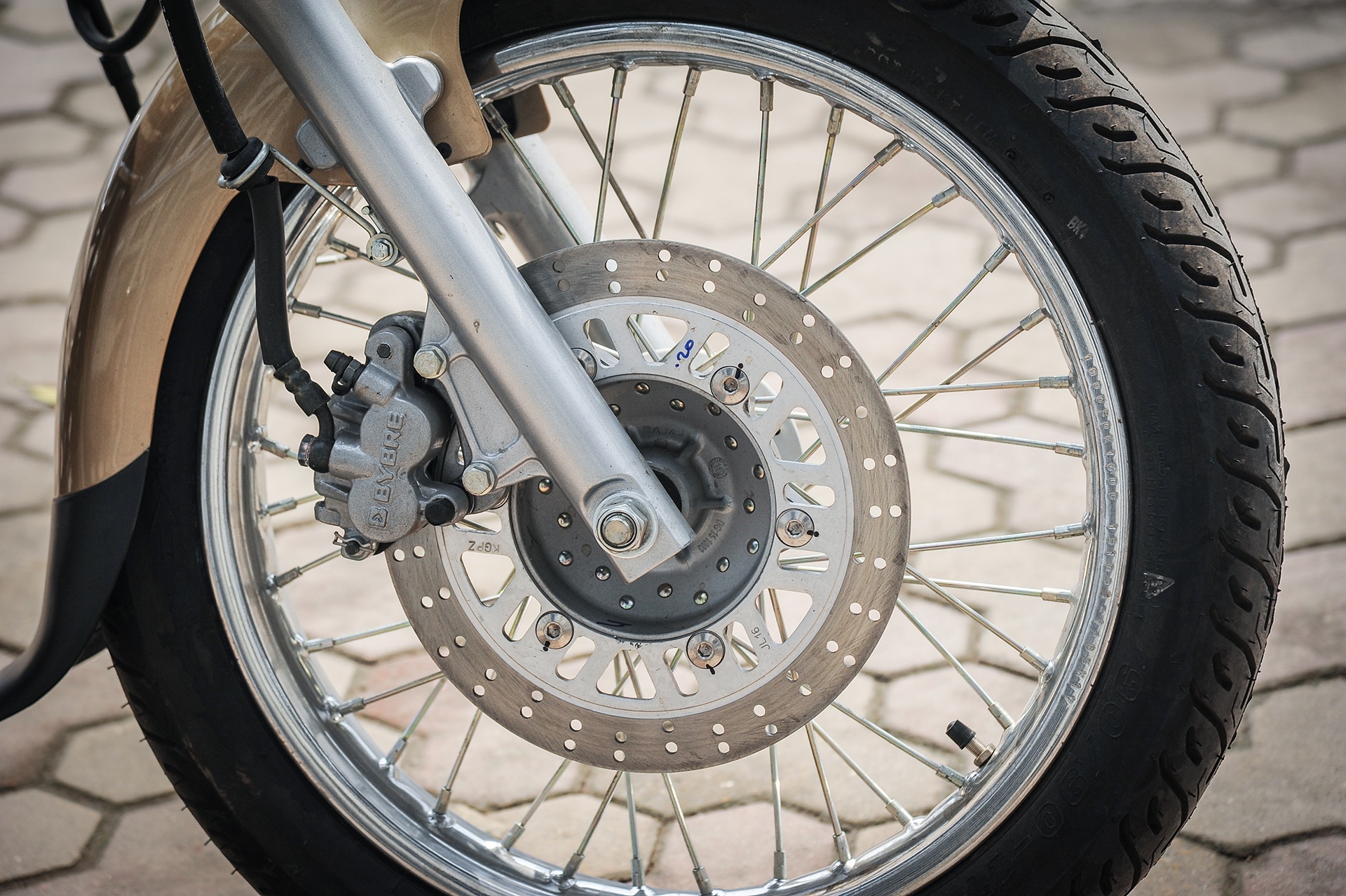 xe phan khoi lon gia re anh 5