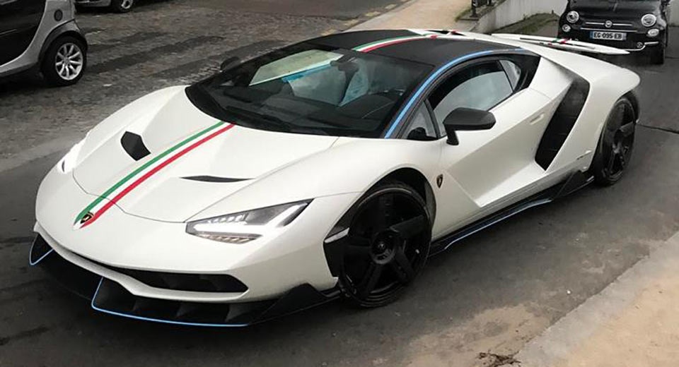 Lamborghini Centenario cua dai gia Trung Dong gam ru tren pho hinh anh