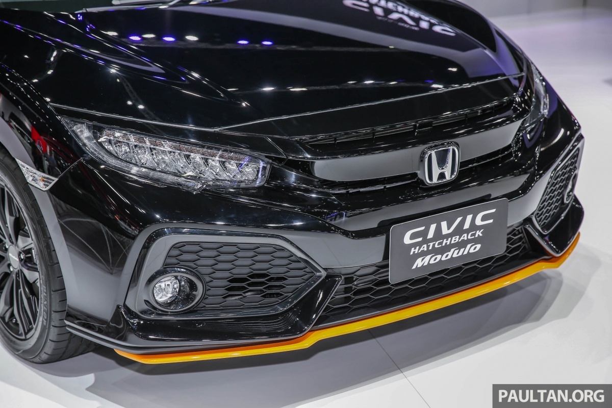 Honda Civic Hatchback 2017 Modulo anh 8