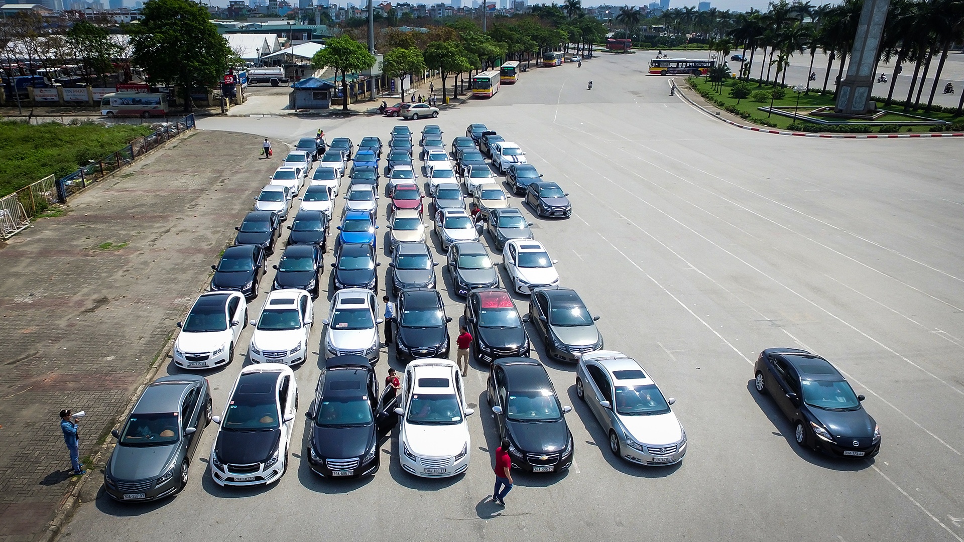 Dan xe Chevrolet Cruze tu hop ngay cuoi tuan anh 2