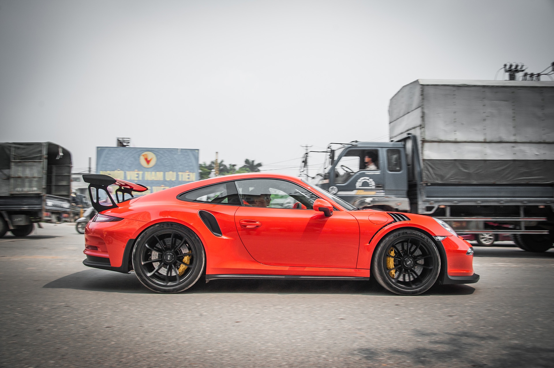 Porsche 911 GT3 RS doc nhat Viet Nam anh 3