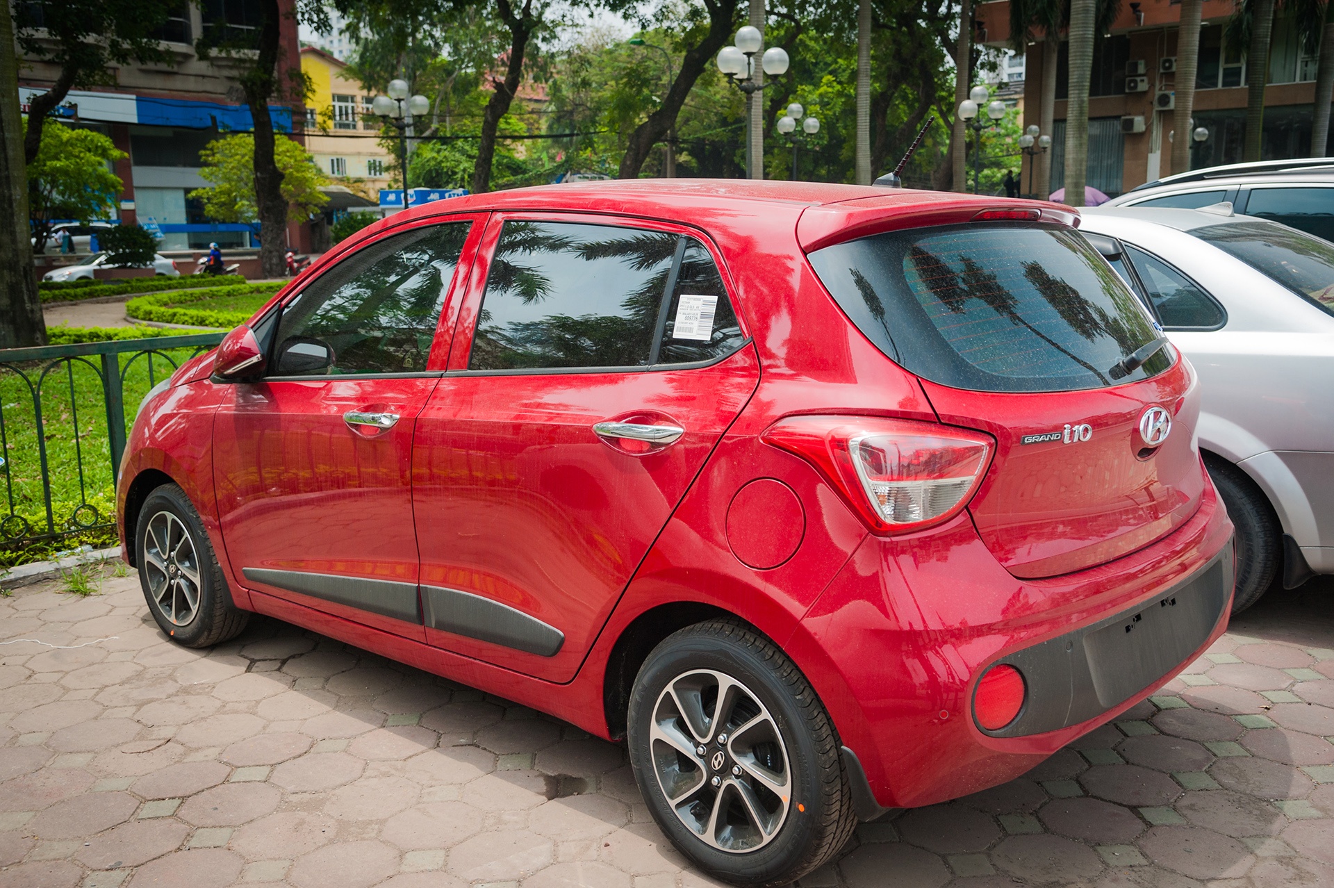 Hyundai Grand i10 2017 tai Ha Noi anh 2