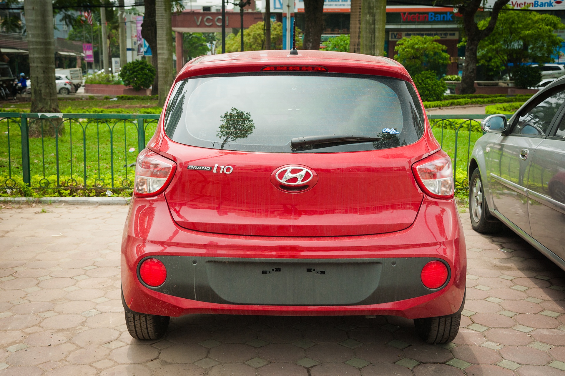 Hyundai Grand i10 2017 tai Ha Noi anh 6