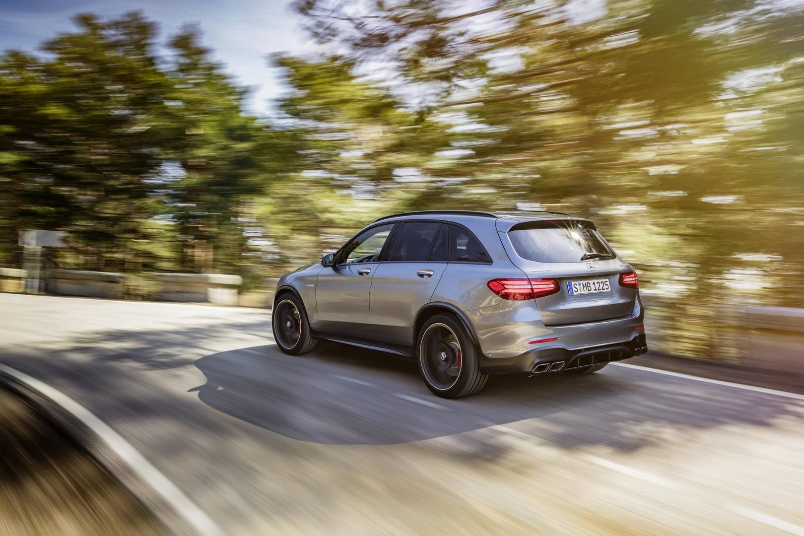 Mercedes GLC63 AMG 2018 ra mat anh 6