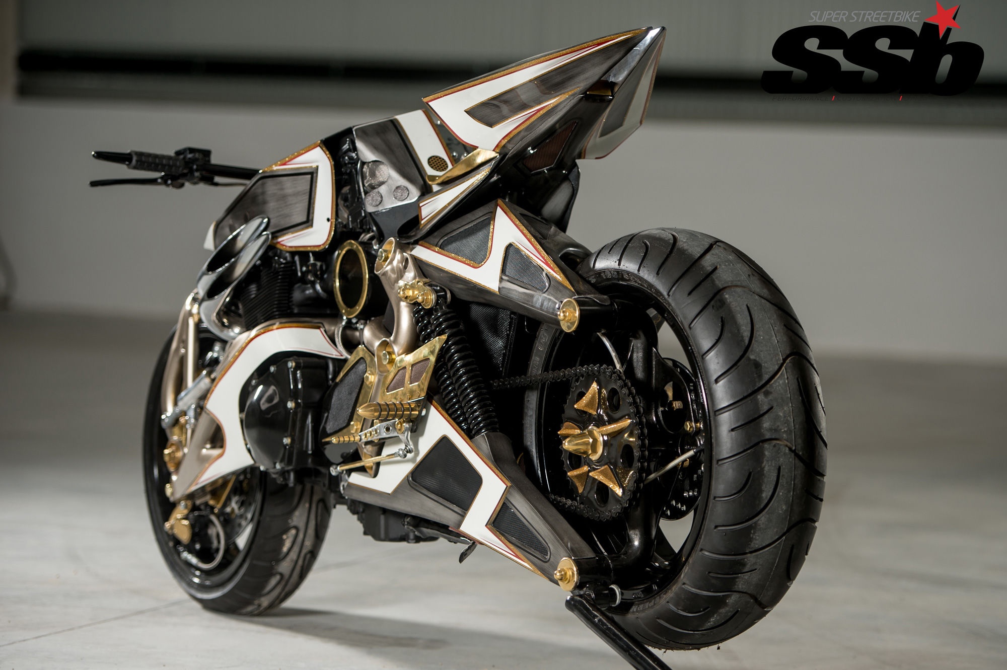 Suzuki GSX R1100 do doc anh 2