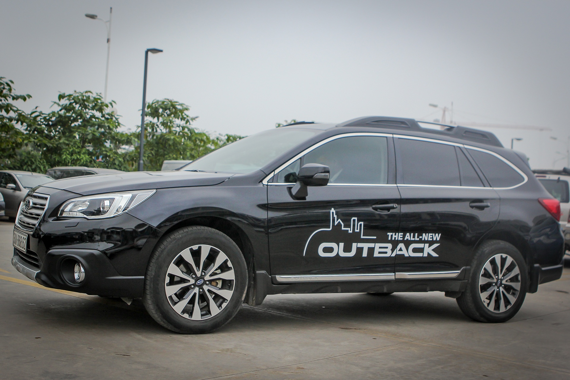 Subaru Outback 2017 ve Viet Nam anh 1