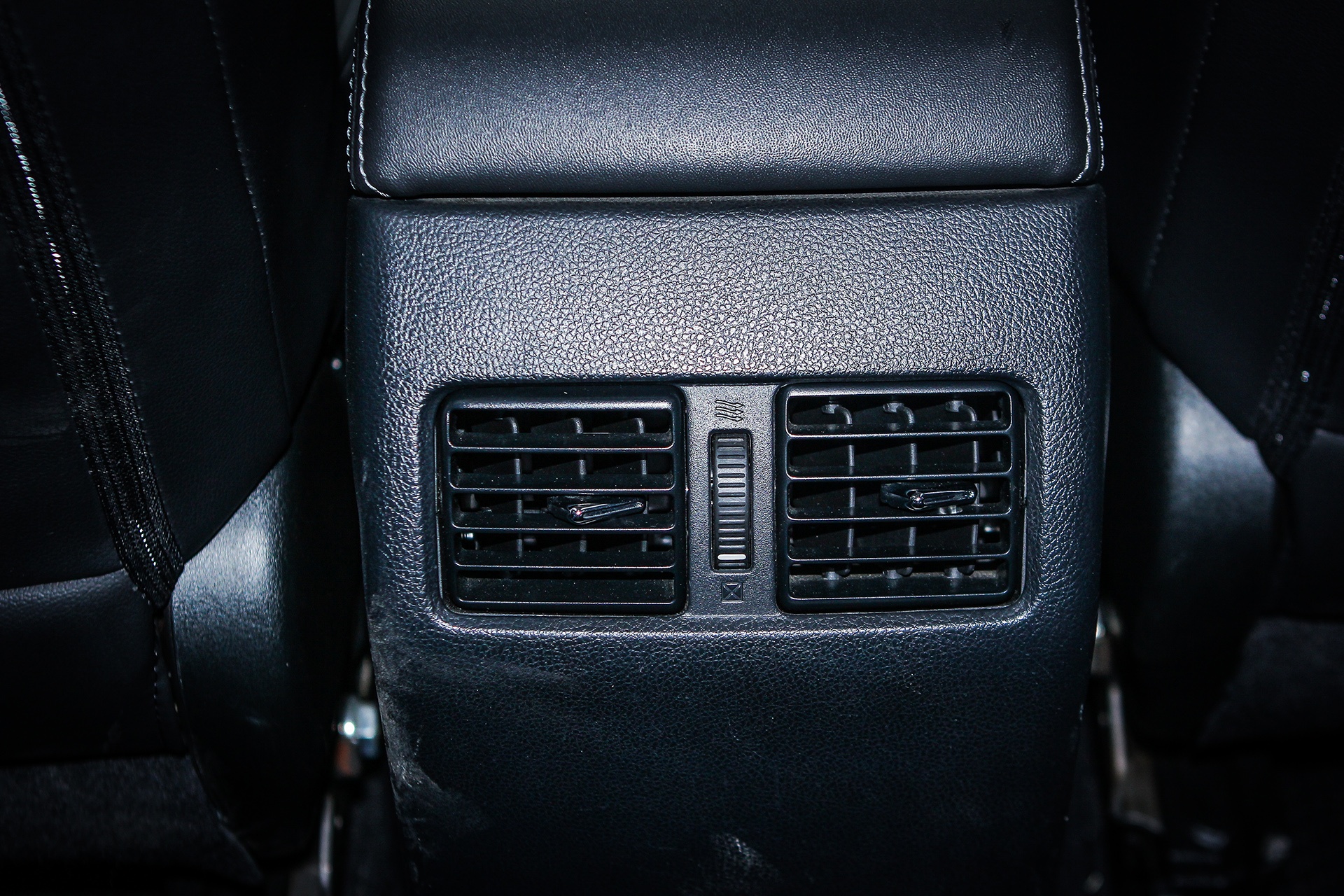 Subaru Outback 2017 ve Viet Nam anh 10