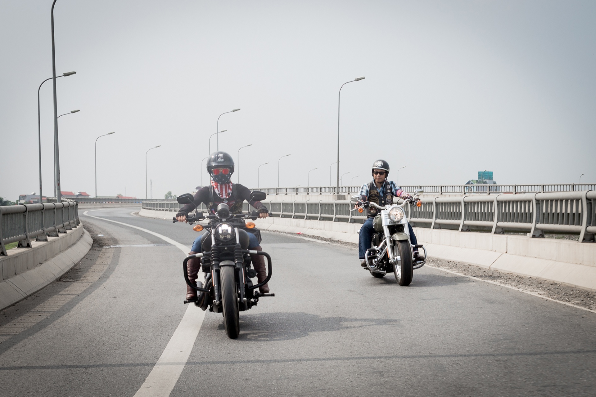 Biker Viet chay Harley-Davidson tu Sai Gon ra Ha Noi anh 6