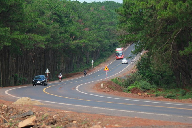 Kinh nghiem lai xe duong dai trong dip nghi le 30/4 hinh anh