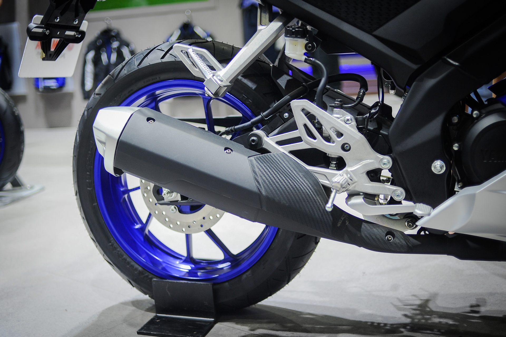 Yamaha YZF-R15 2017 tai Viet Nam anh 8