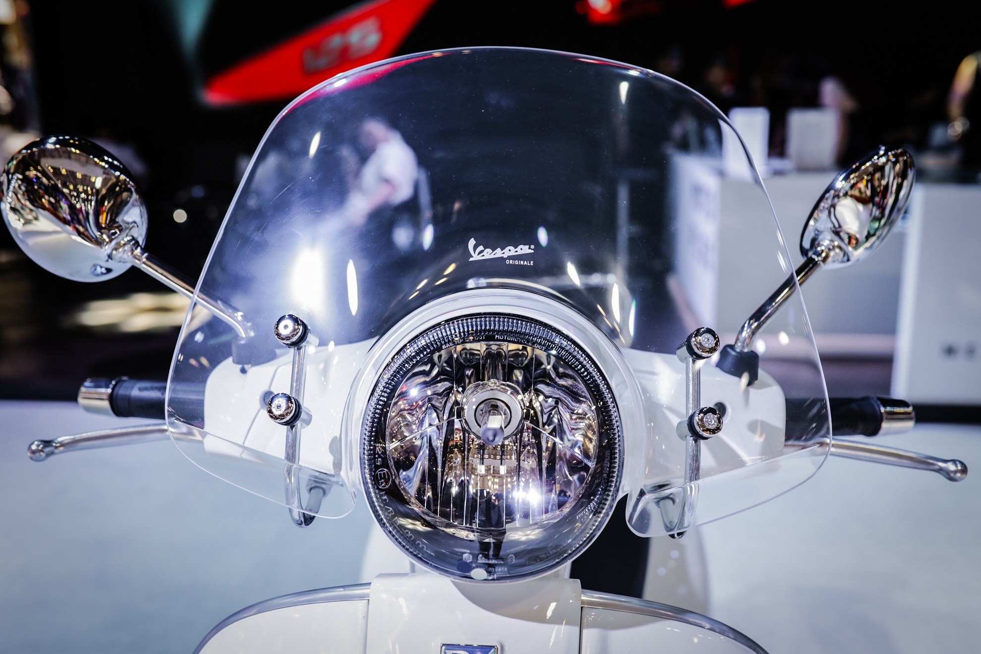 Vespa GTS300 ABS tai Viet Nam anh 4