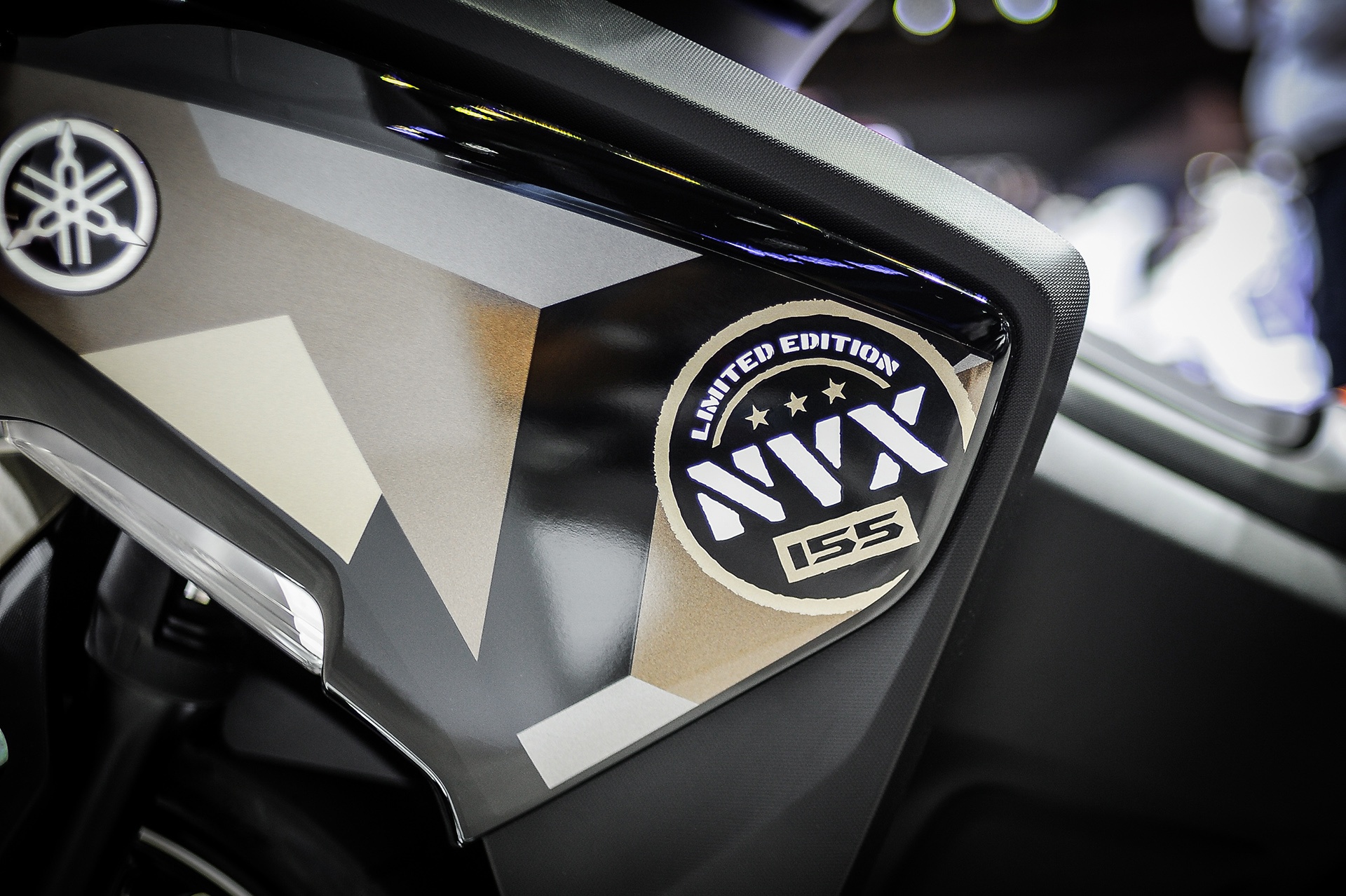 Yamaha NVX ban dac biet thay giam xoc anh 7