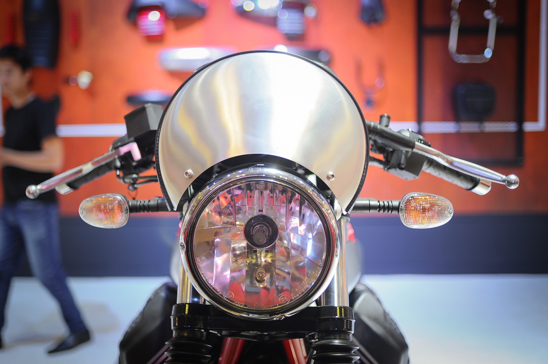 Moto Guzzi V7 III Racer chính hãng ảnh 3 Moto Guzzi V7 III Racer chinh hang anh 3