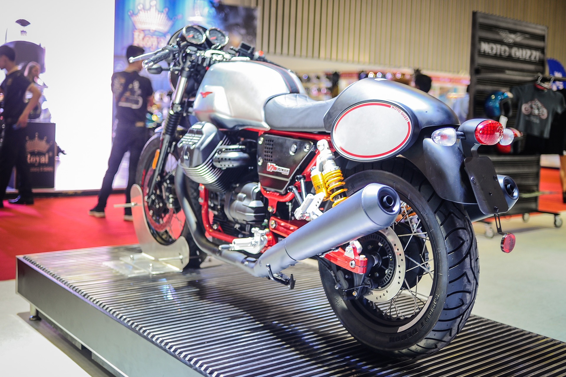 Moto Guzzi V7 III Racer chính hãng ảnh 6 Moto Guzzi V7 III Racer chinh hang anh 6