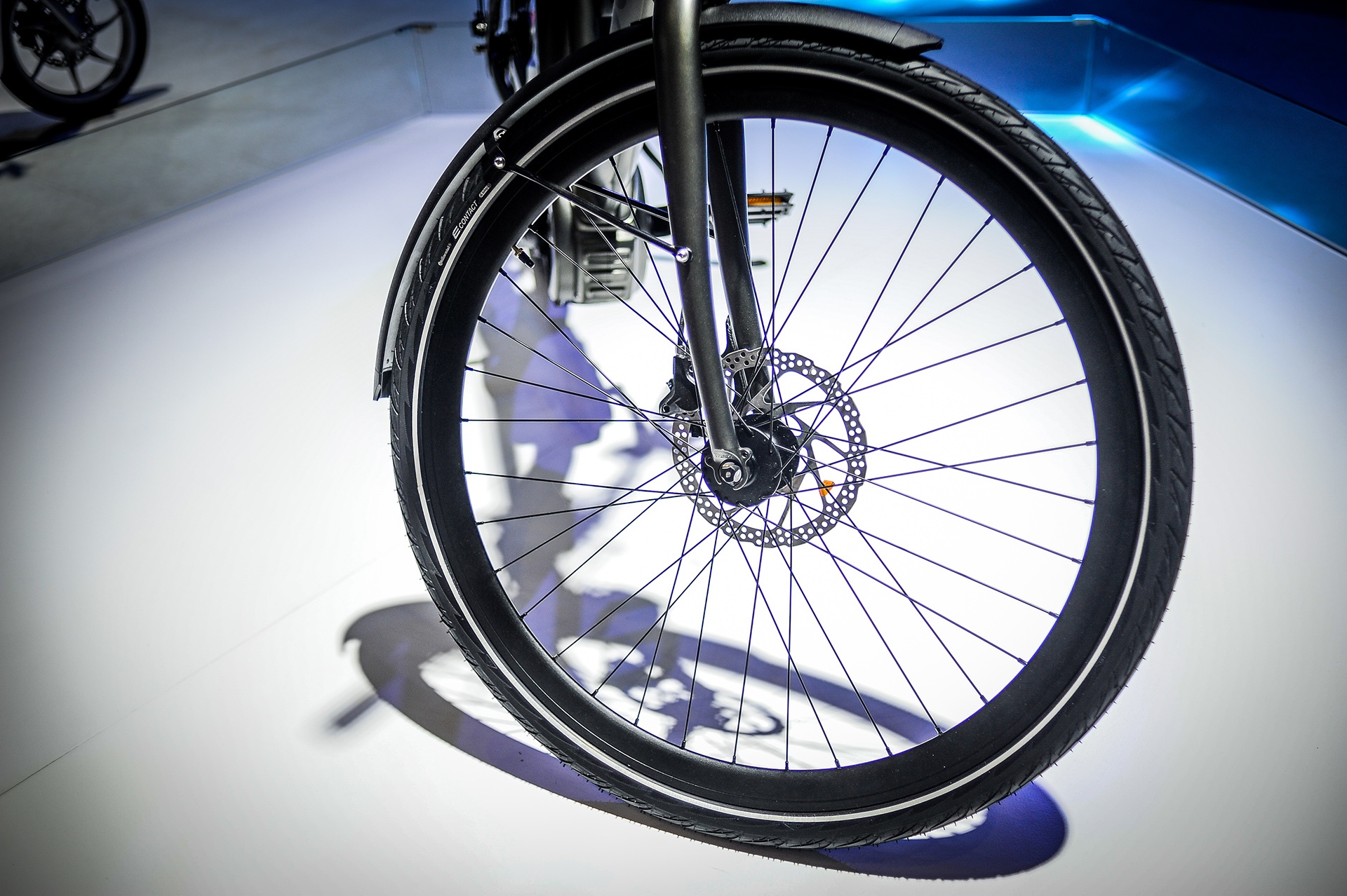 xe đạp điện cao cấp Piaggio Wi-Bike Active ảnh 6 xe dap dien cao cap Piaggio Wi-Bike Active anh 6