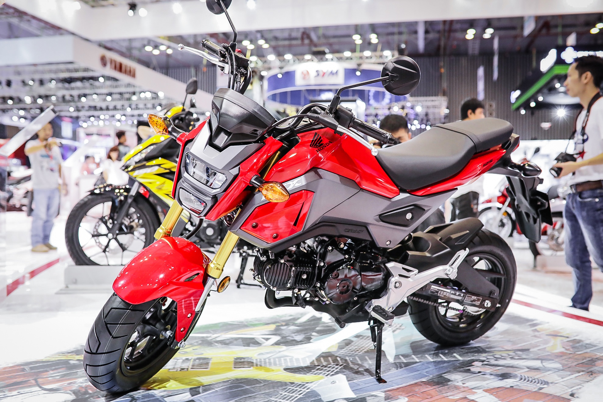 Loat xe may moi ra mat tai Viet Nam anh 3