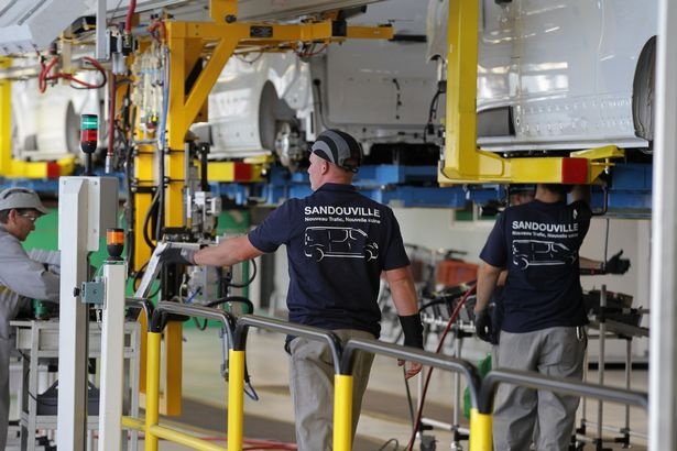 Renault, Nissan dong cua nha may do ma doc WannaCry tan cong hinh anh