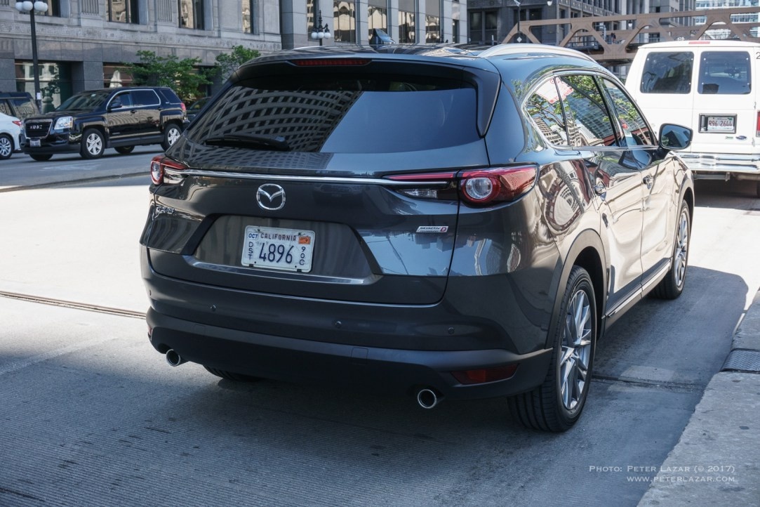 Mazda CX-8 lan dau xuat hien tren pho hinh anh