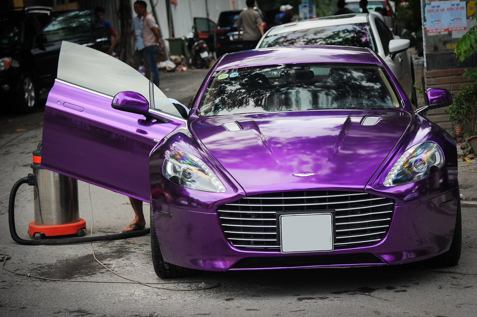 Aston Martin Rapide S tai Viet Nam anh 6