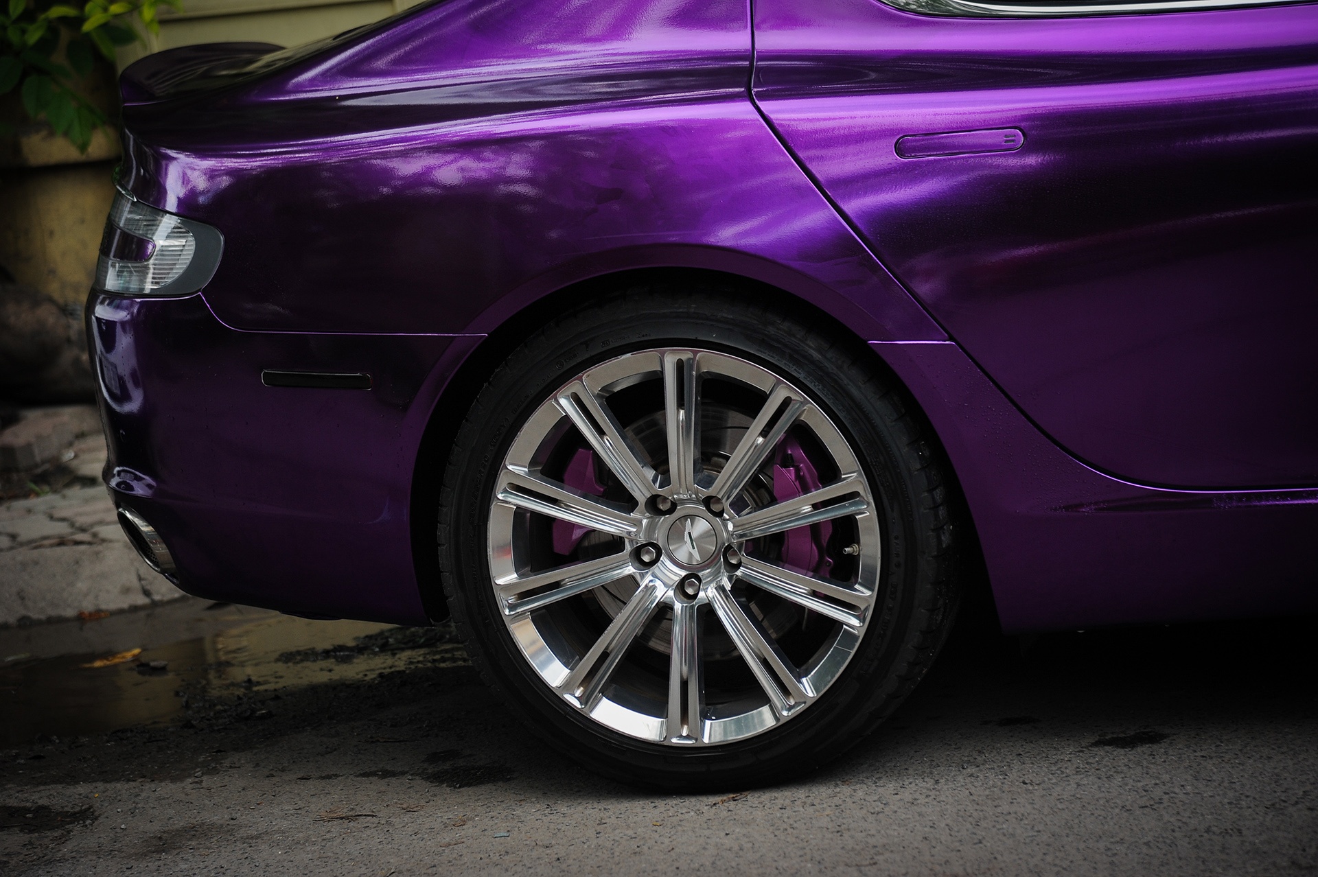 Aston Martin Rapide S tai Viet Nam anh 5