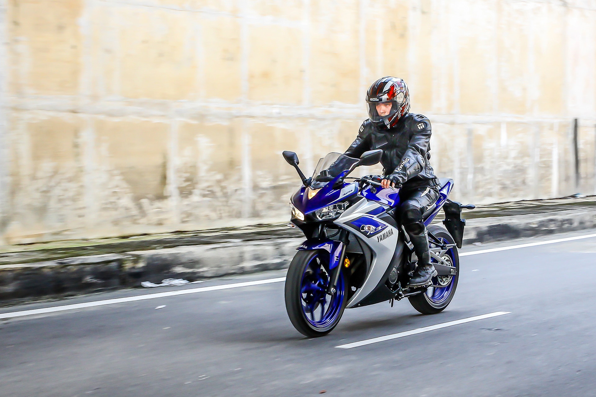 Yamaha YZF-R3 giảm giá ảnh 1 Yamaha YZF-R3 giam gia anh 1