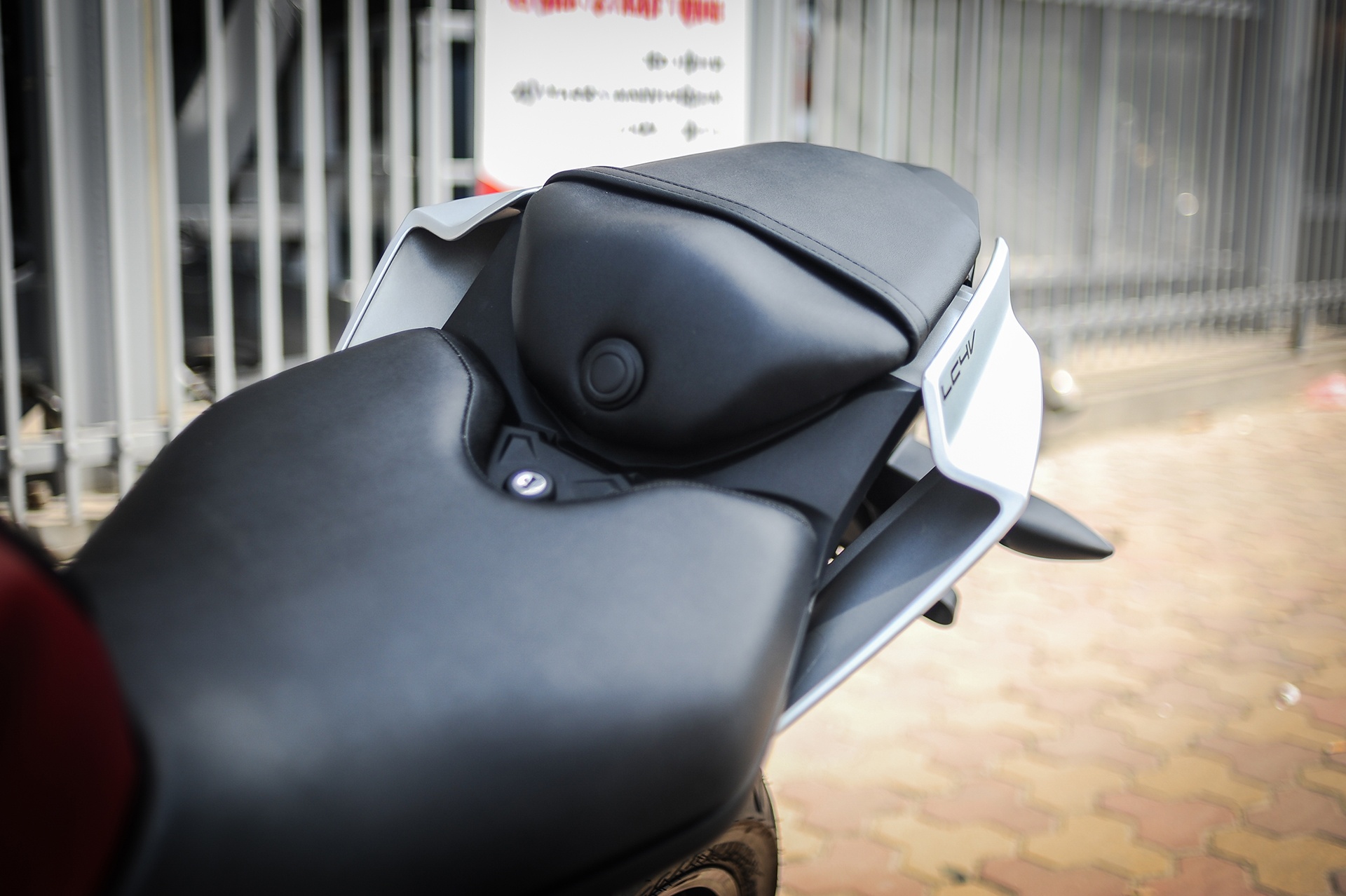 Yamaha YZF-R15 2017 tai Ha Noi anh 8