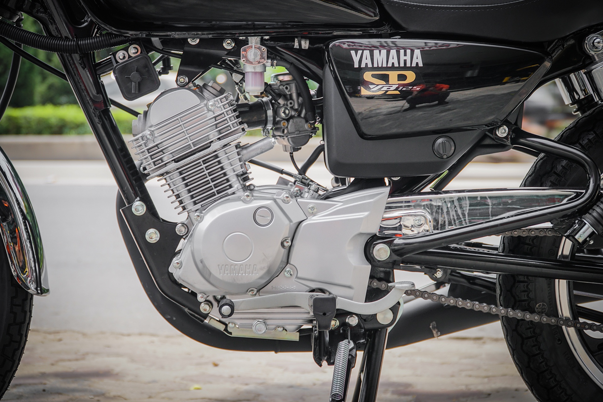 Yamaha YB 125 SP 2017 tai Viet Nam anh 9