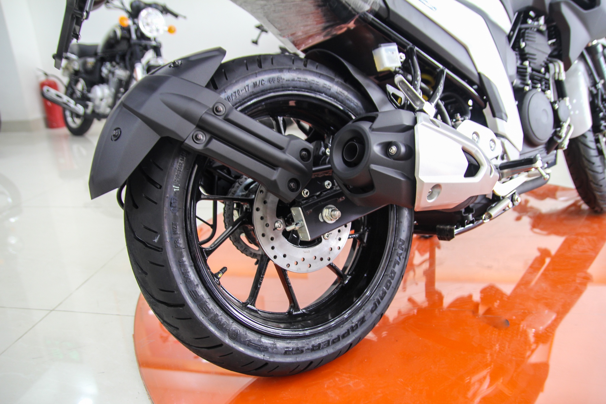 Yamaha FZ25 tai Viet Nam anh 8