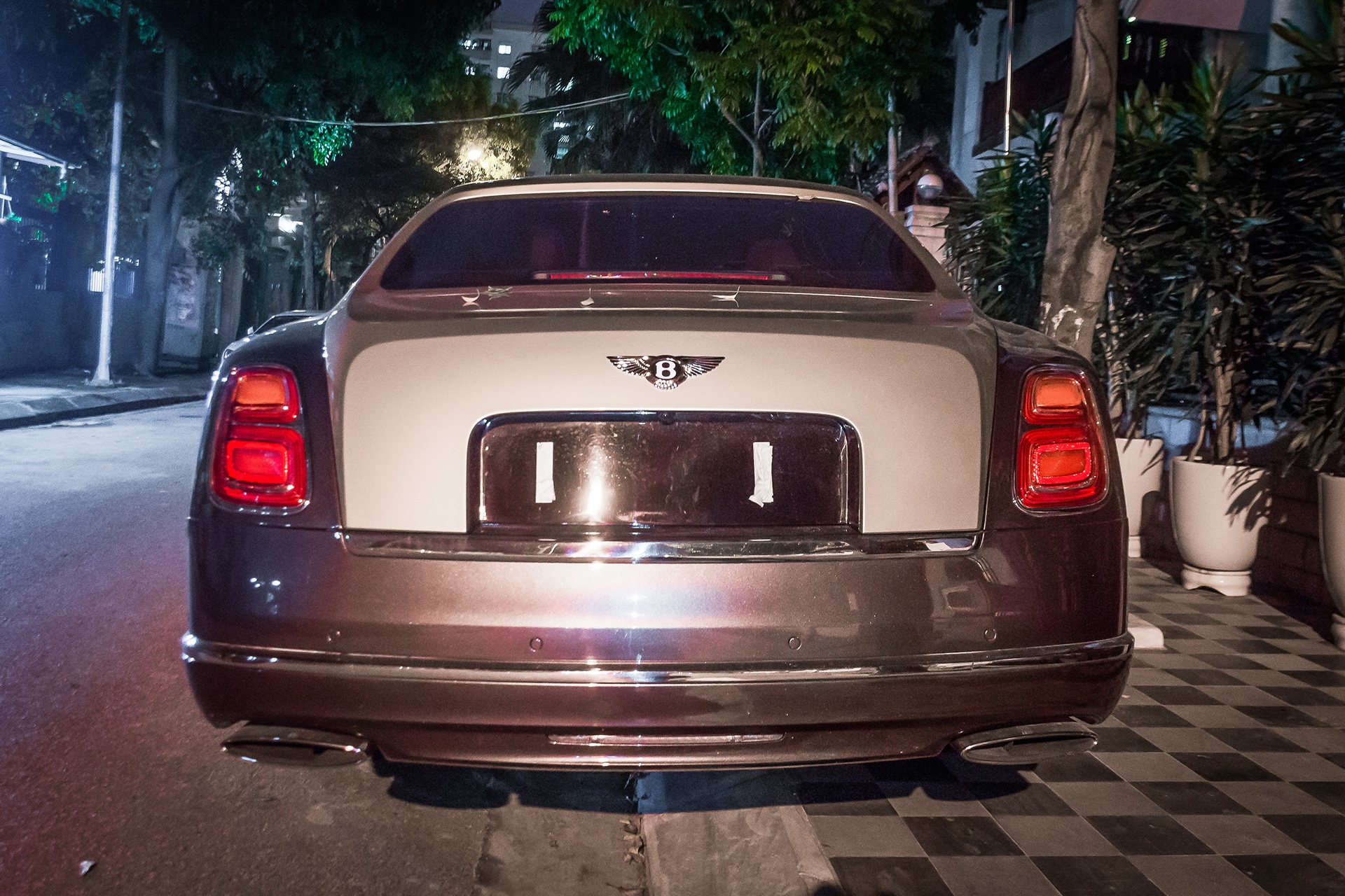 Bentley Mulsanne EWB 2017 tai Viet Nam anh 6