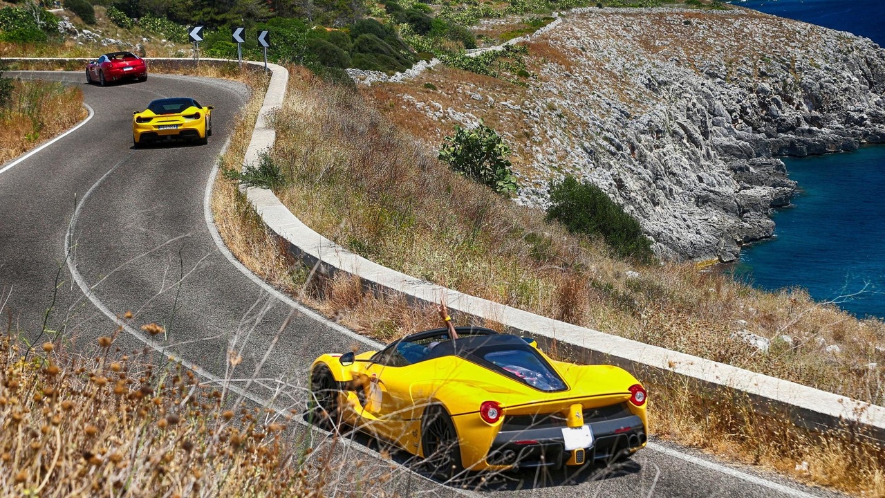 hon 100 sieu xe Ferrari hoi ngo anh 5