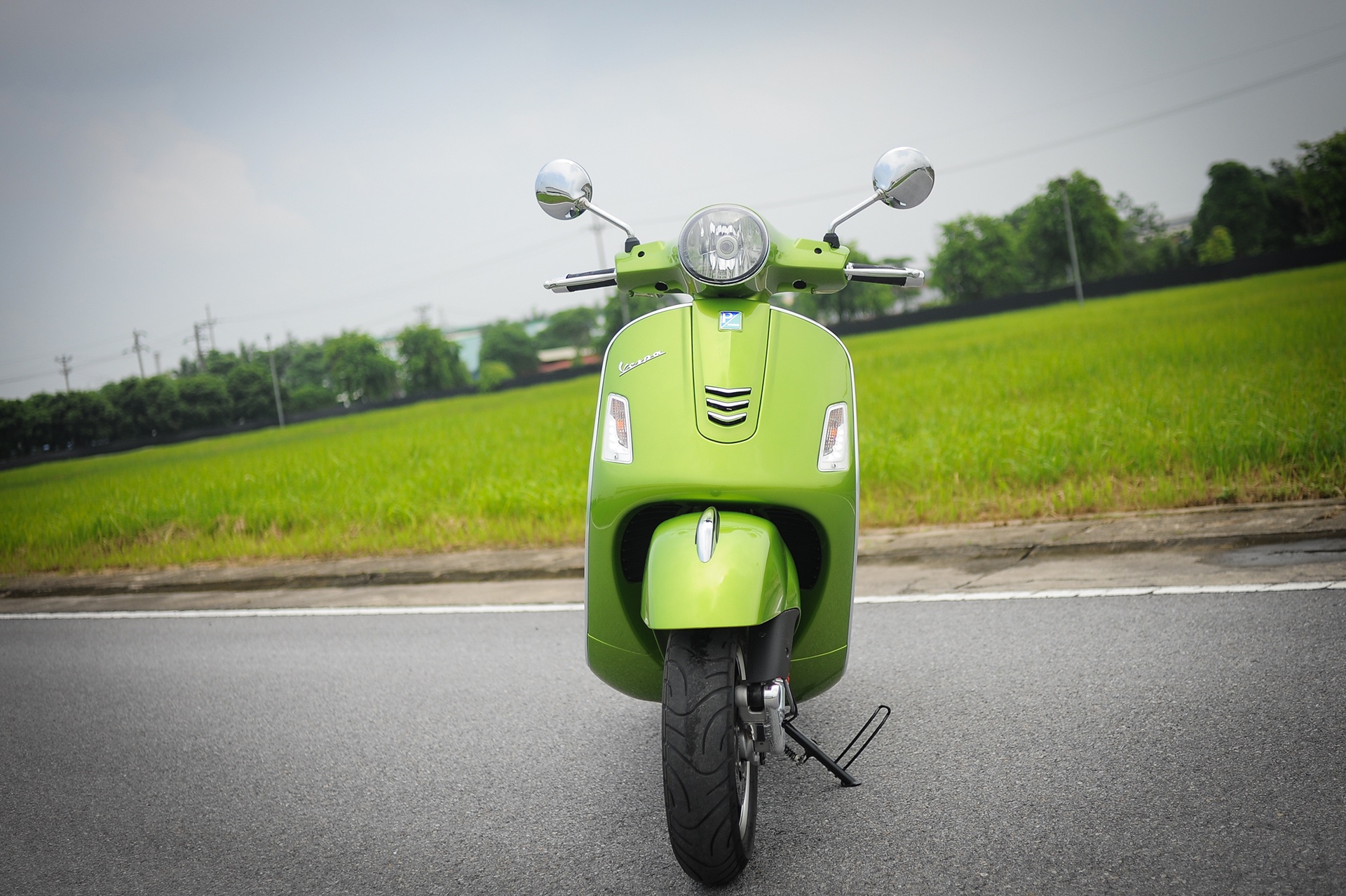 Vespa GTS 300 ABS tai Viet Nam anh 4