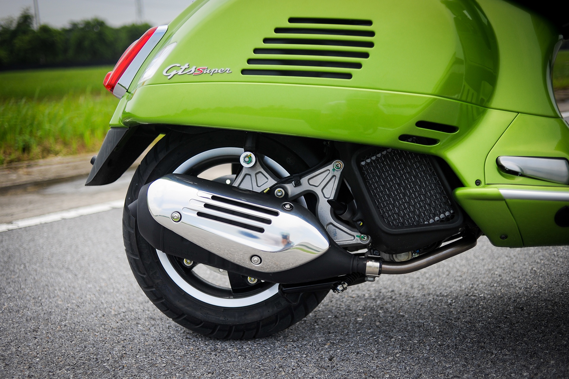 Vespa GTS 300 ABS tai Viet Nam anh 11