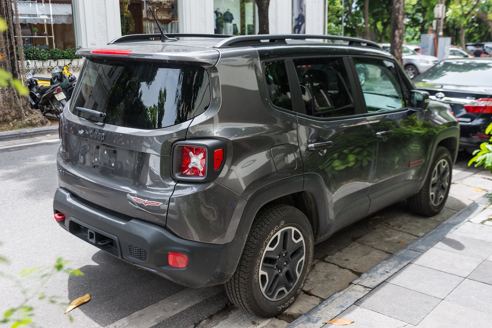 Jeep Renegade tai Viet Nam anh 3