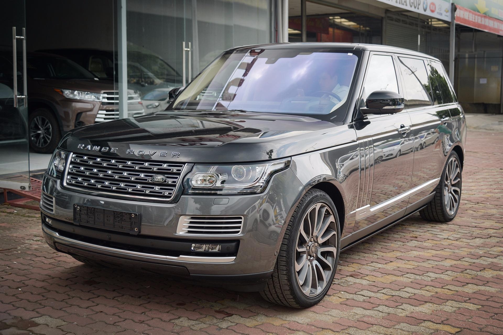 SUV hang sang Range Rover Hybrid gia hon chuc ty dau tien tai VN hinh anh