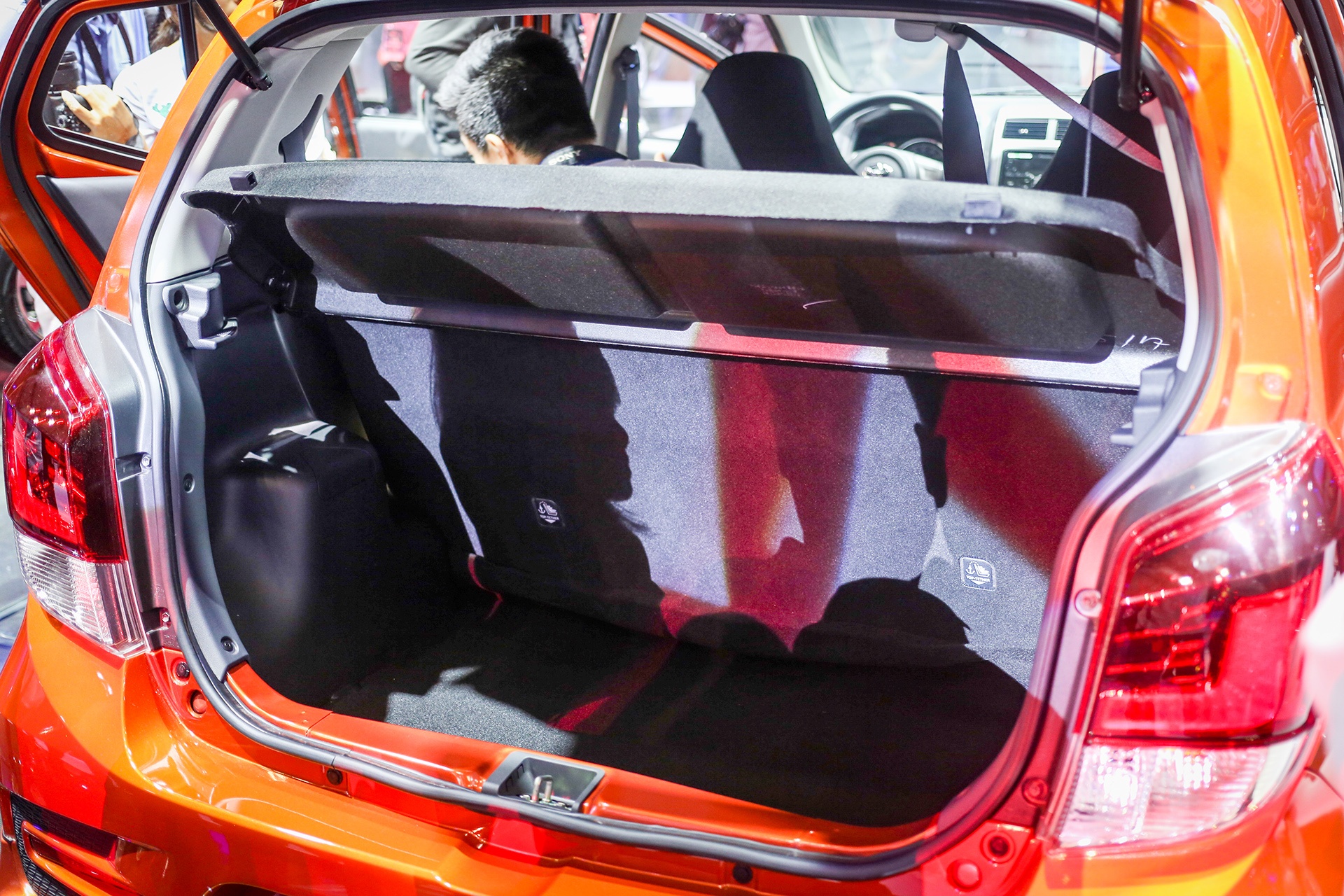 Toyota Wigo gia bao nhieu anh 12