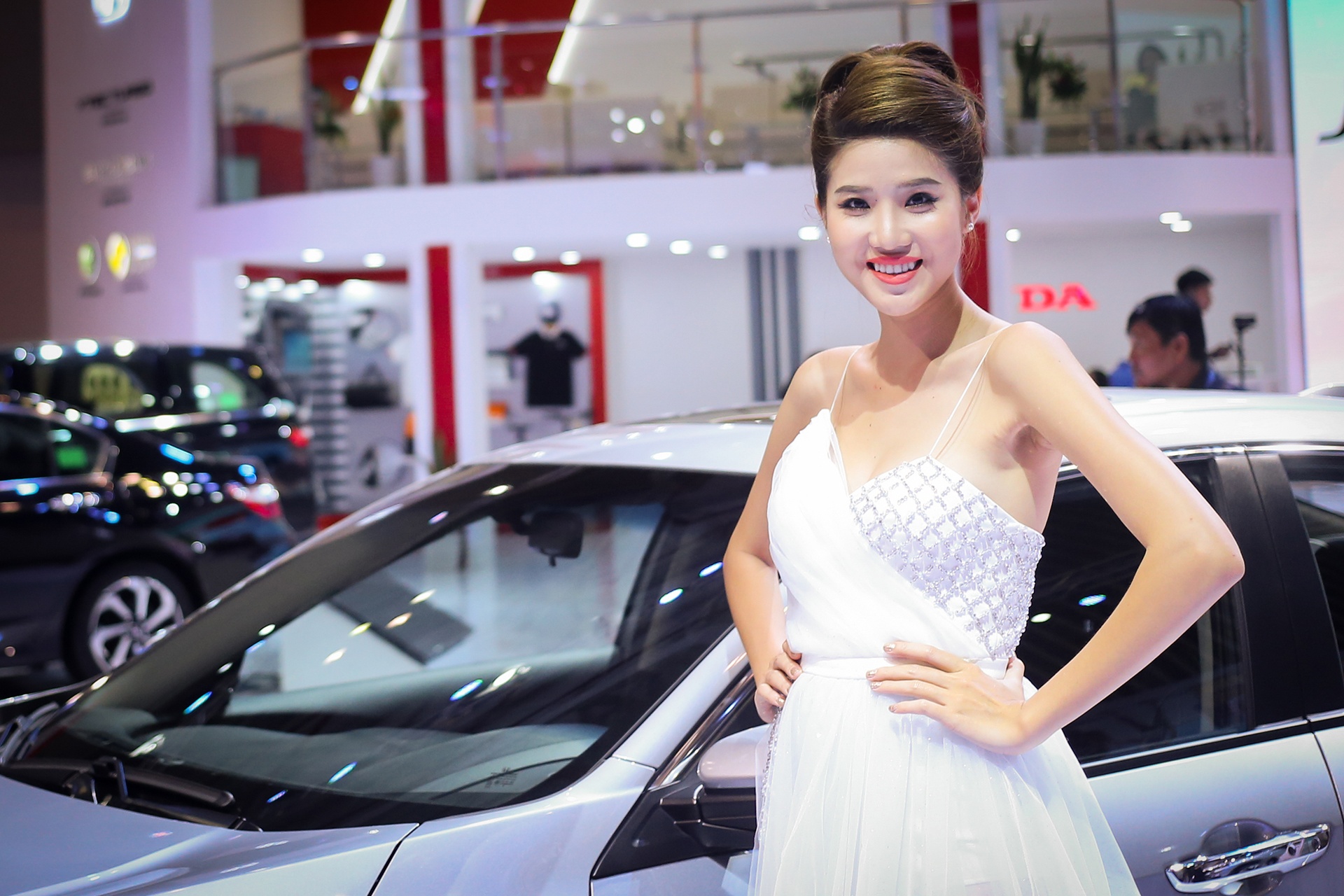 Nguoi dep tai Vietnam Motor Show 2017 anh 6