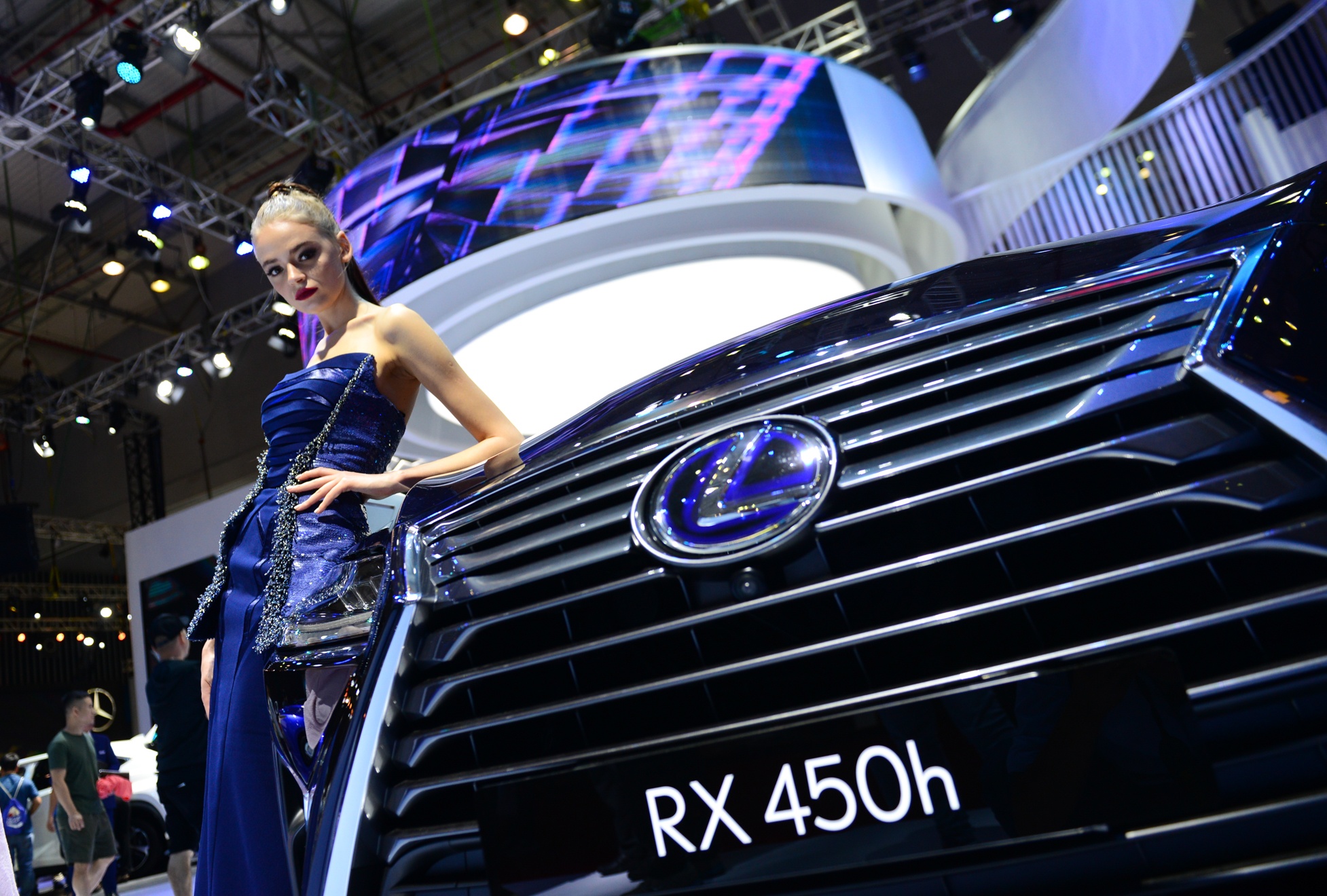 Nguoi dep tai Vietnam Motor Show 2017 anh 4