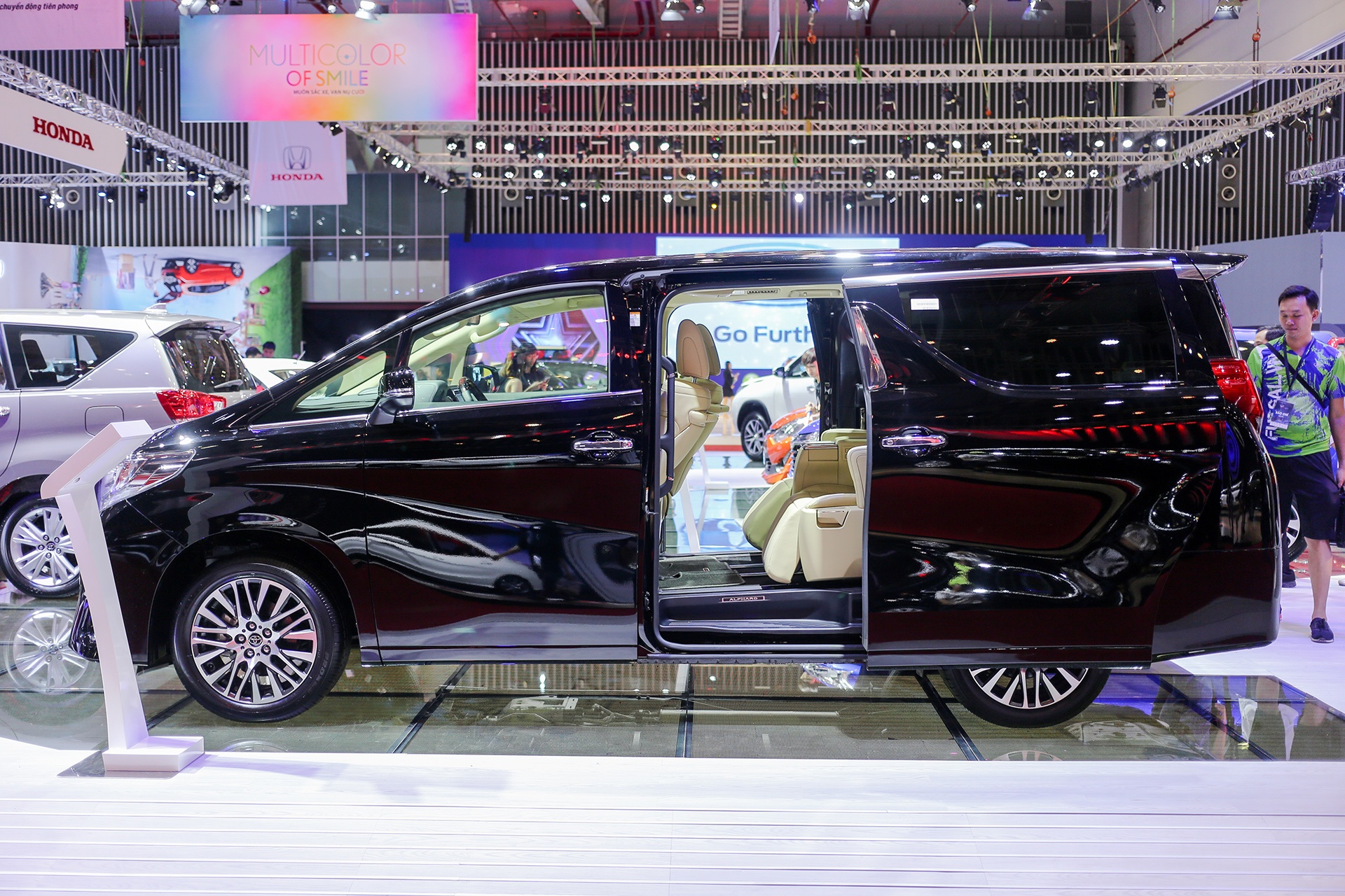 Toyota Alphard 2017 gia bao nhieu anh 3