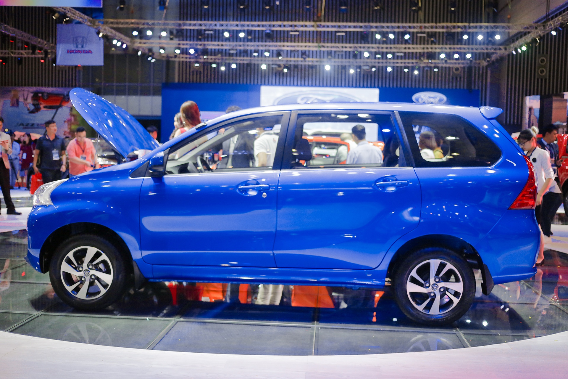 xe da dung Toyota Avanza tai Viet Nam anh 3