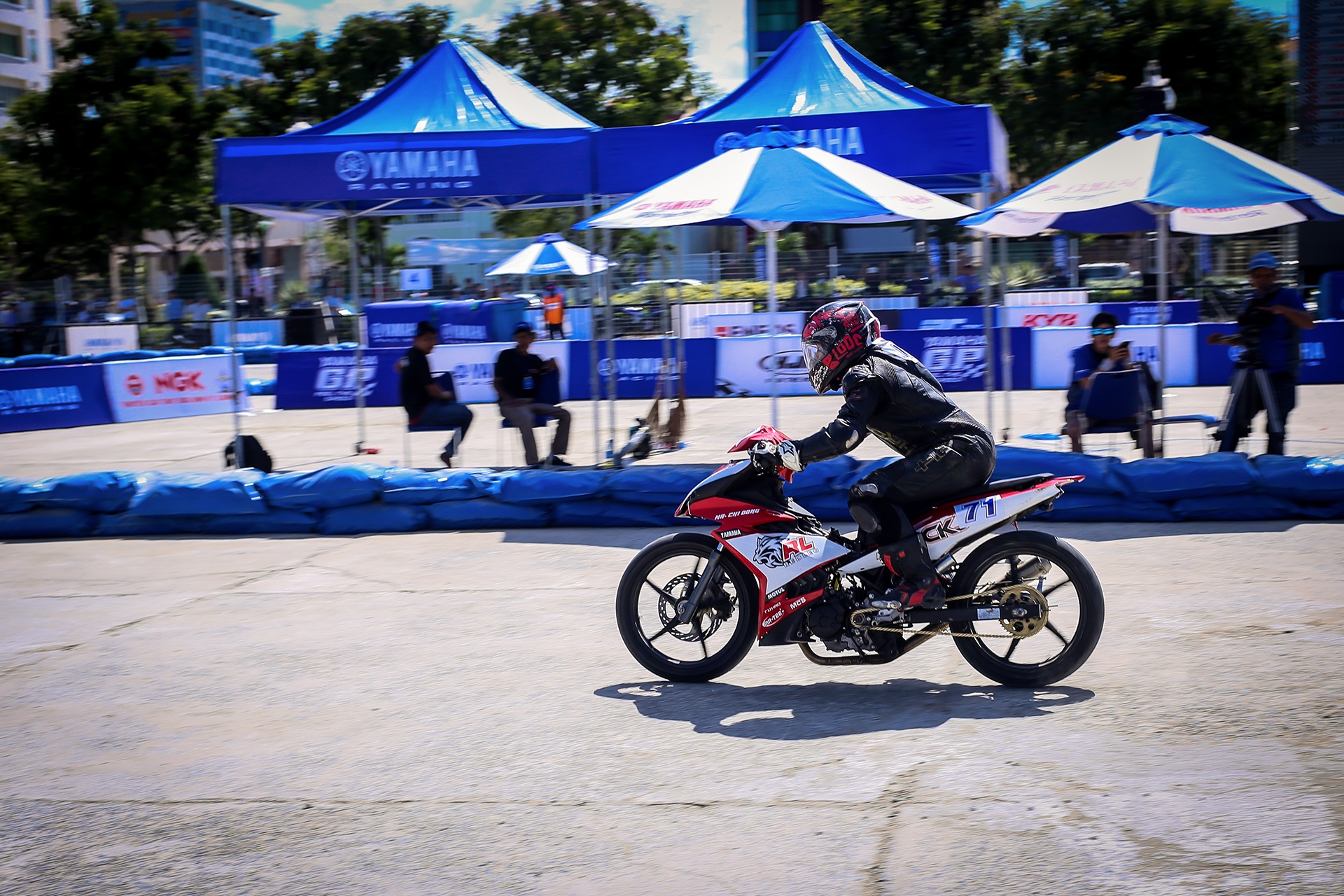 Giai dua Yamaha GP Da Nang anh 10