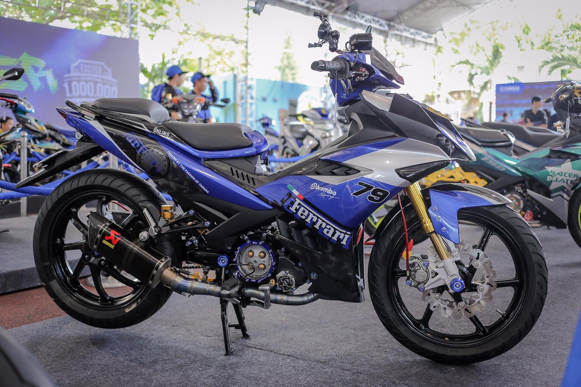 Exciter 150 do tem Ferrari cua biker Viet Nam hinh anh