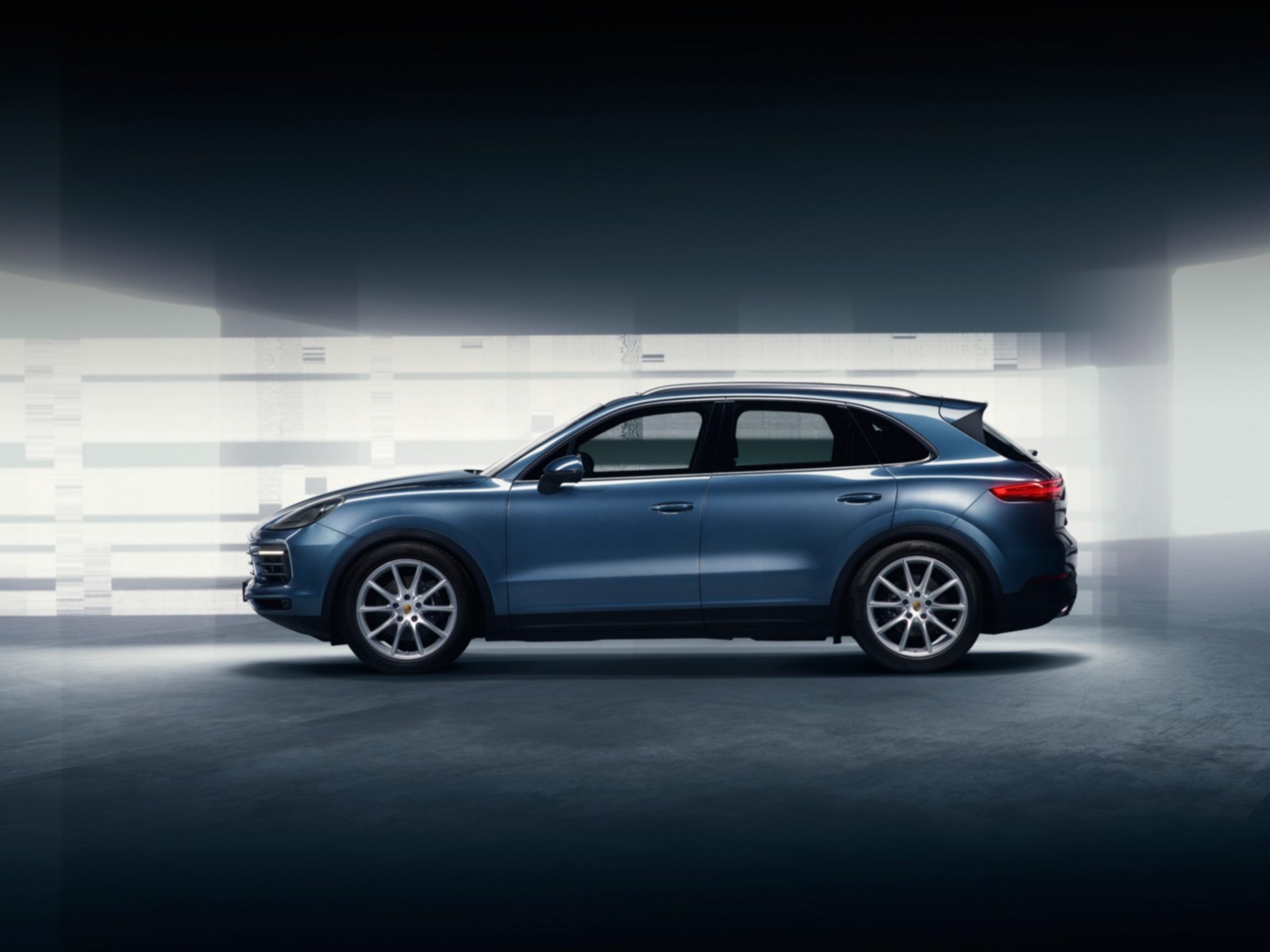 Porsche Cayenne 2018 lo dien anh 3