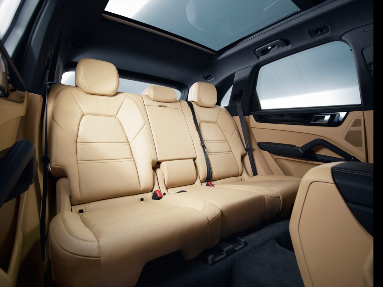 Porsche Cayenne 2018 lo dien anh 6