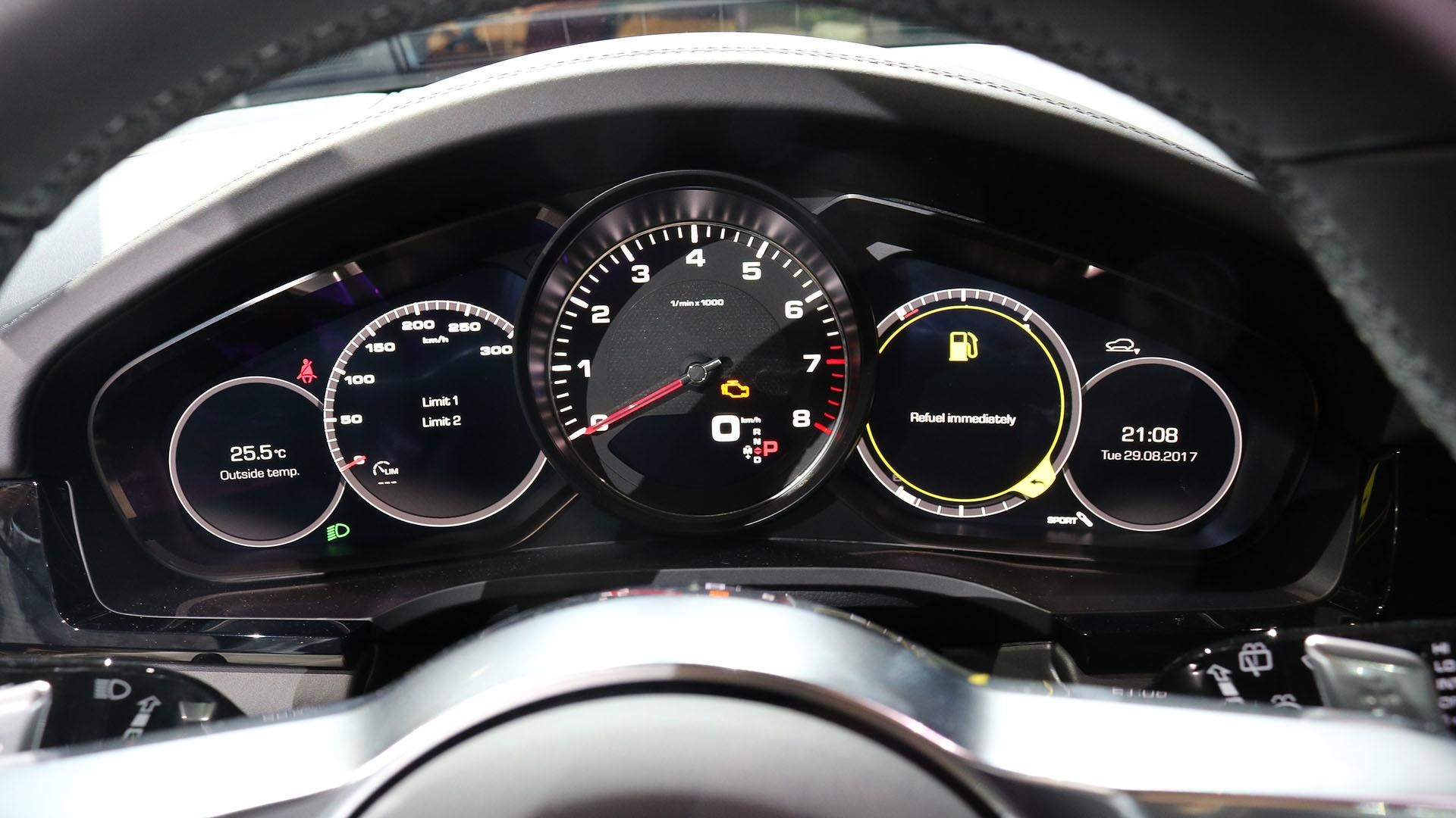 Porsche Cayenne 2018 gia bao nhieu anh 13